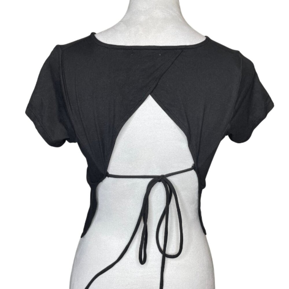 Occasion Women's Black Cropped Tie Cut Out Back Eye Short Sleeve Top Size Medium - Picture 3 of 7